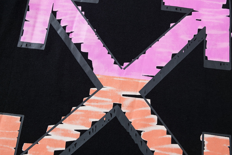 Off-White Black Graphic T-Shirt 688-1
