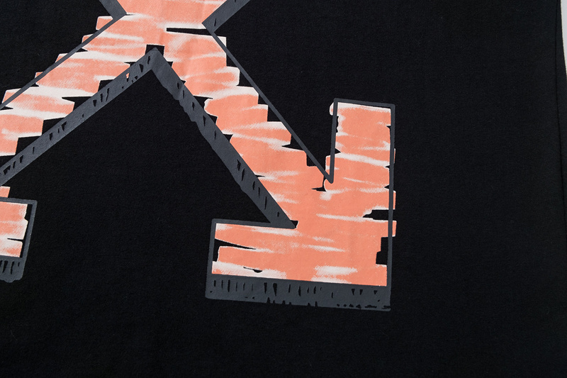 Off-White Black Graphic T-Shirt 688-1
