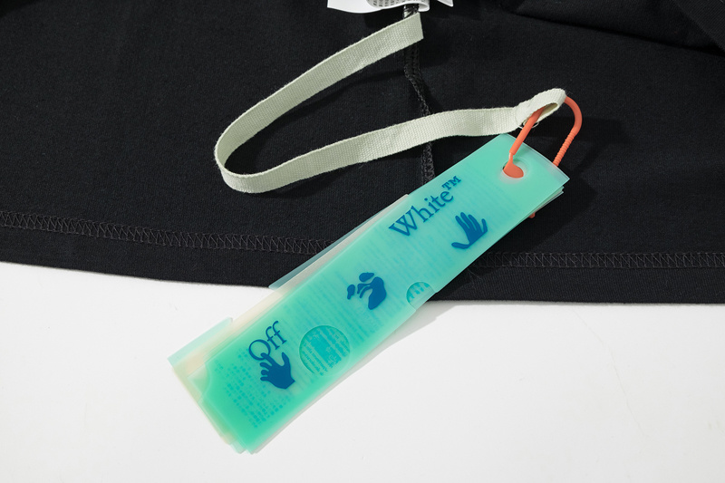 Off-White Black White Graphic T-Shirt 6115