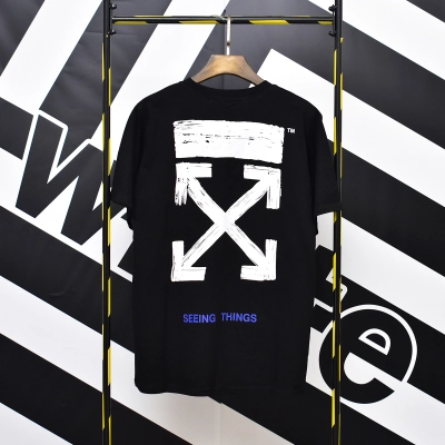 Off-White Black White Graphic T-Shirt 621 01