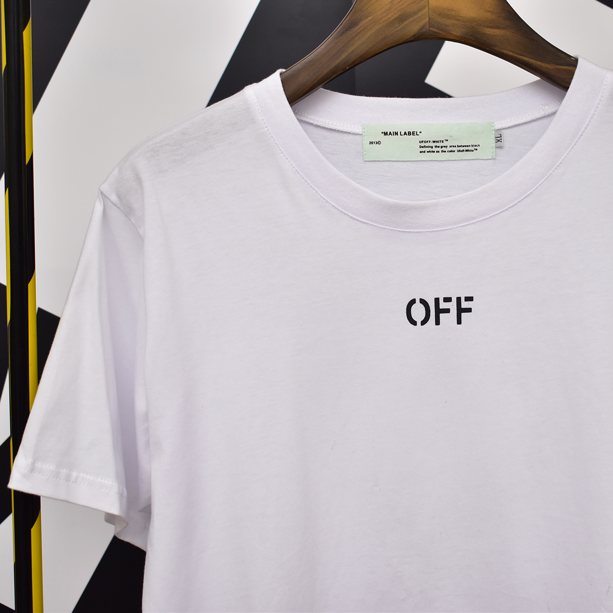 Off-White Black White Graphic T-Shirt 621