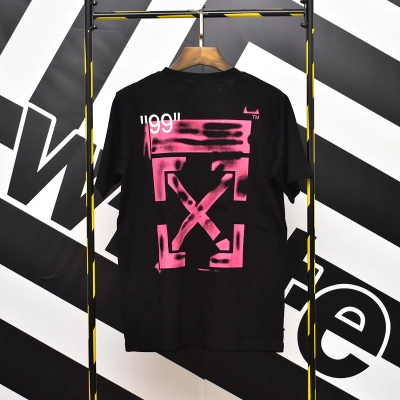 Off-White Black White Graphic T-Shirt 631 01