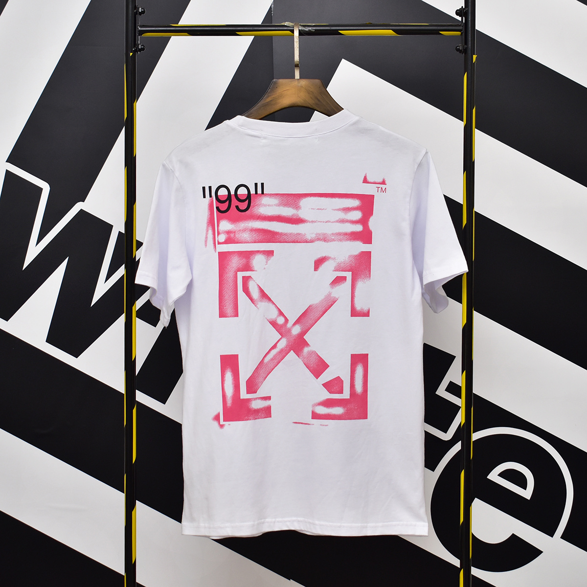Off-White Black White Graphic T-Shirt 631
