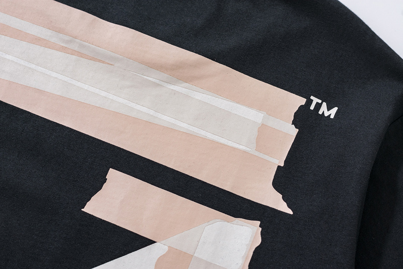 Off-White Black White Graphic T-Shirt 651