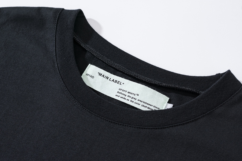 Off-White Black White Graphic T-Shirt 651