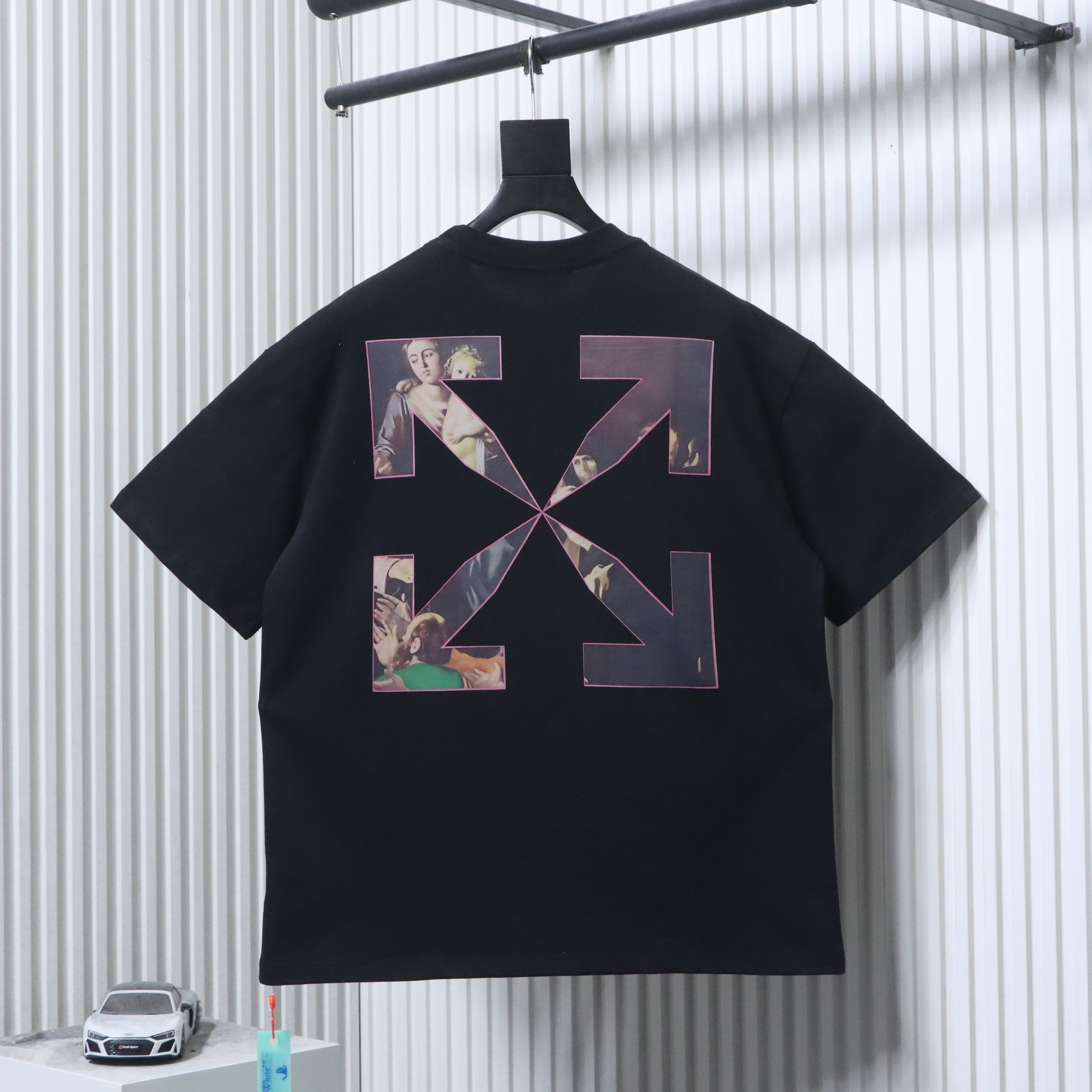 Off-White Blurry Oil Painting Arrow Cotton T-Shirt Black H150