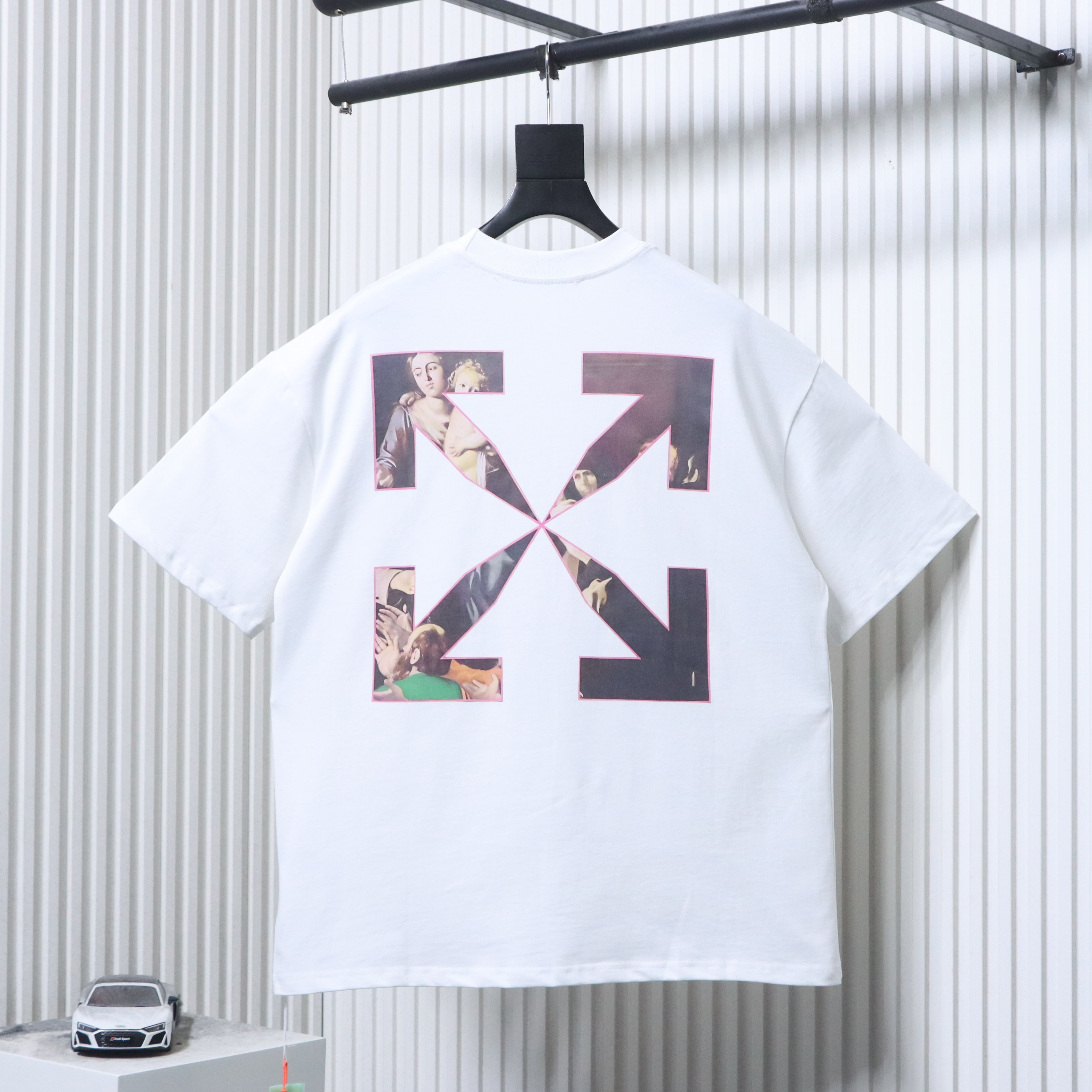 Off-White Blurry Oil Painting Arrow Cotton T-Shirt White H150