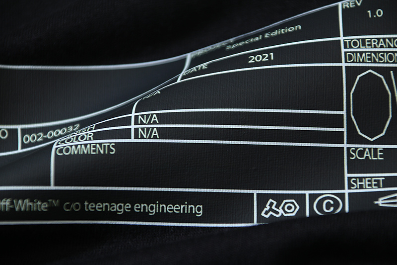 Off-White Circuit Board Arrow Heavyweight T-Shirt H110 1137