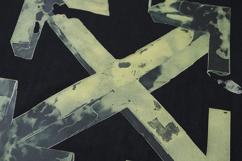 Off-White Cloudy Arrow Spray Heavyweight T-Shirt H100 1321