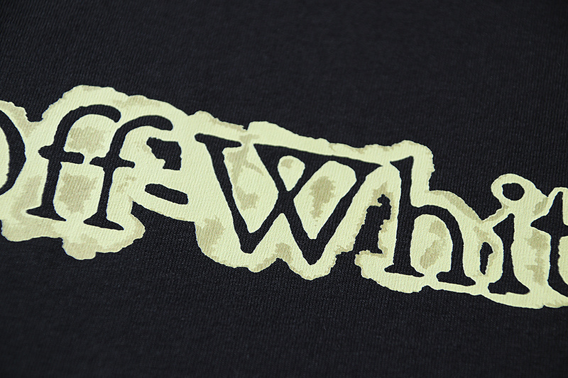 Off-White Cloudy Arrow Spray Heavyweight T-Shirt H100 1321