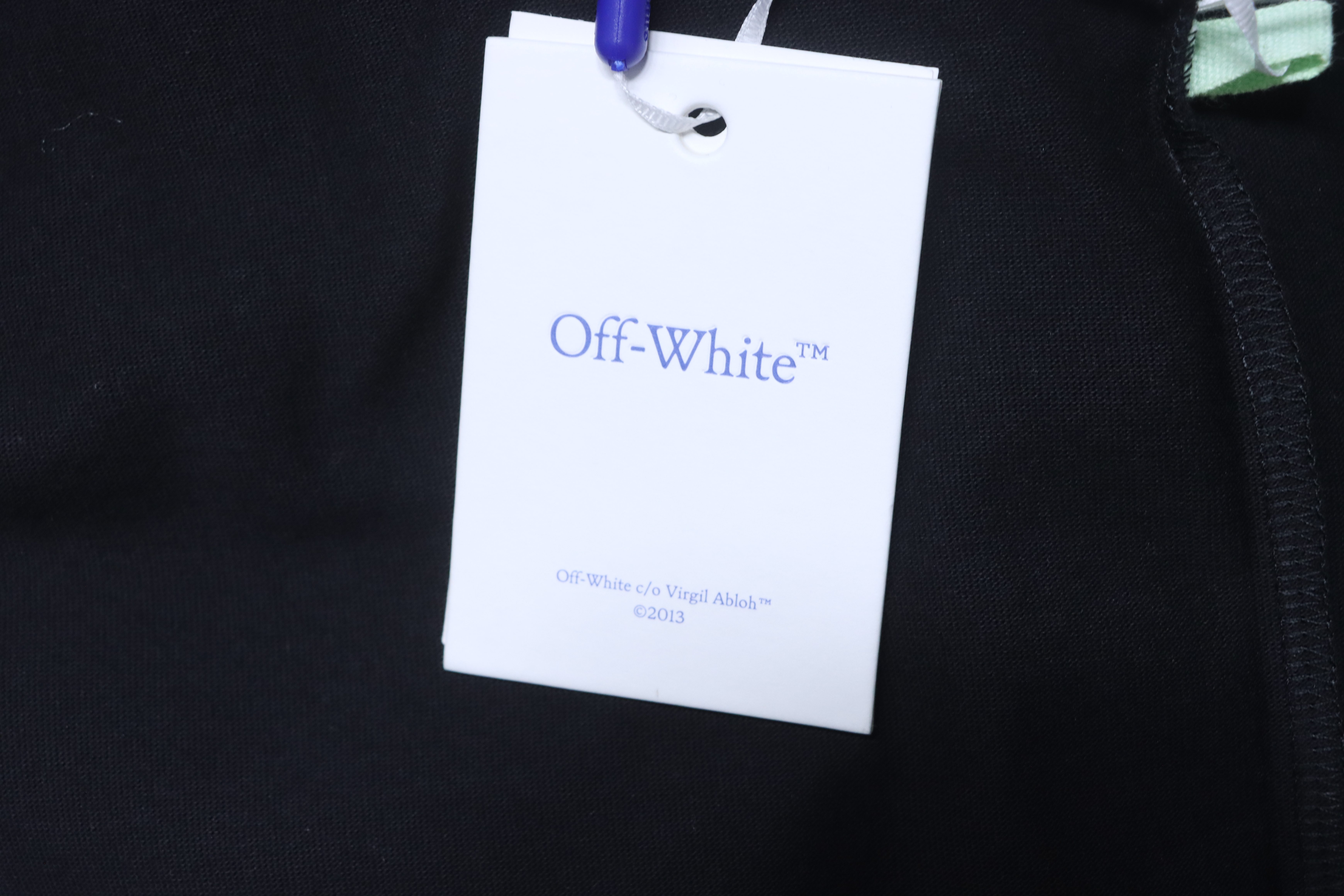 Off-White Cutout Beaded Embroidery Twill T-Shirt H170