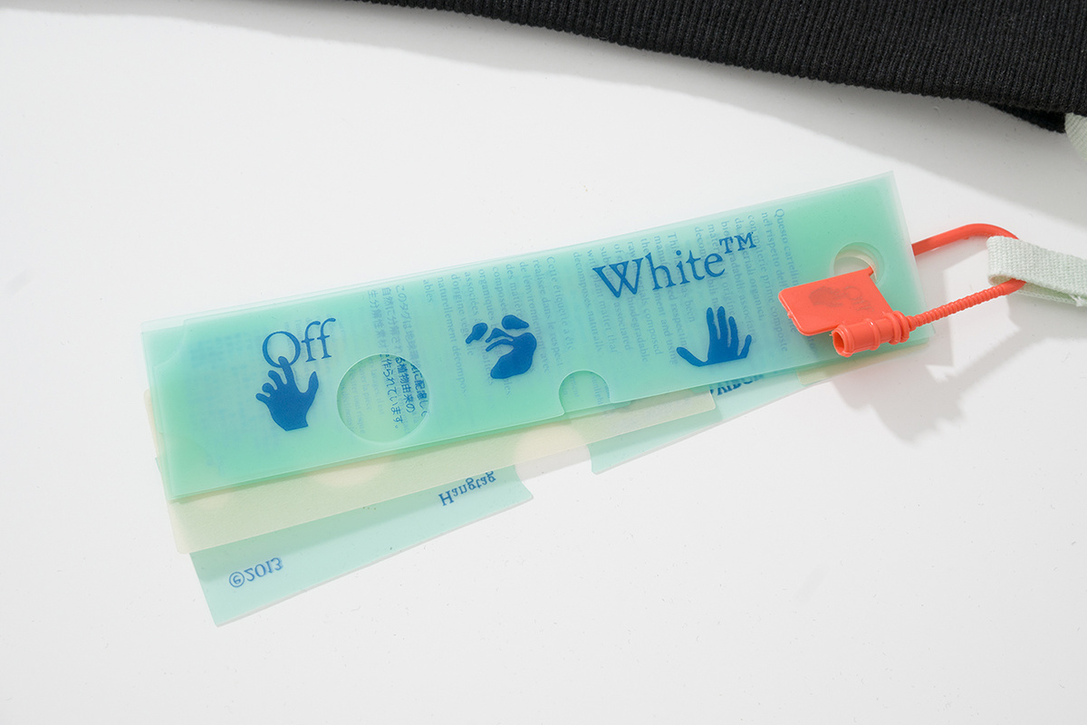 Off-White Digital Print Graphic  Sweatshirt 875