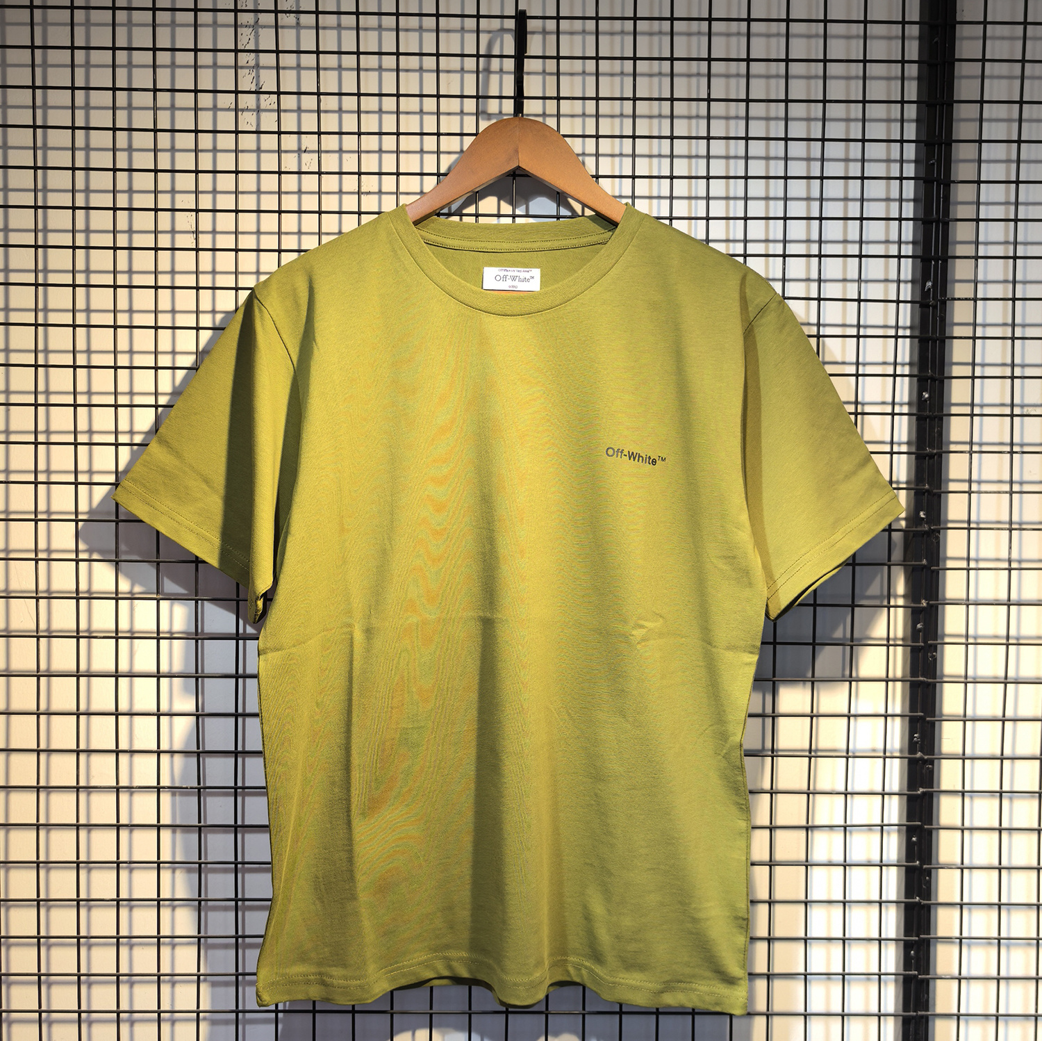 Off-White European Fit Black Green Graphic T-Shirt 6136