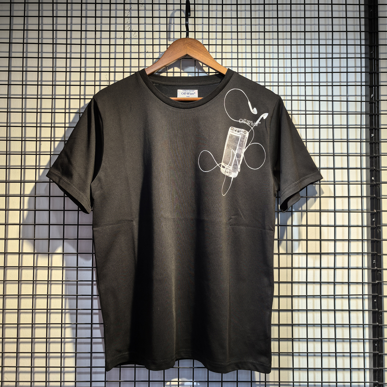 Off-White European Fit Black Light Brown Graphic T-Shirt 6133