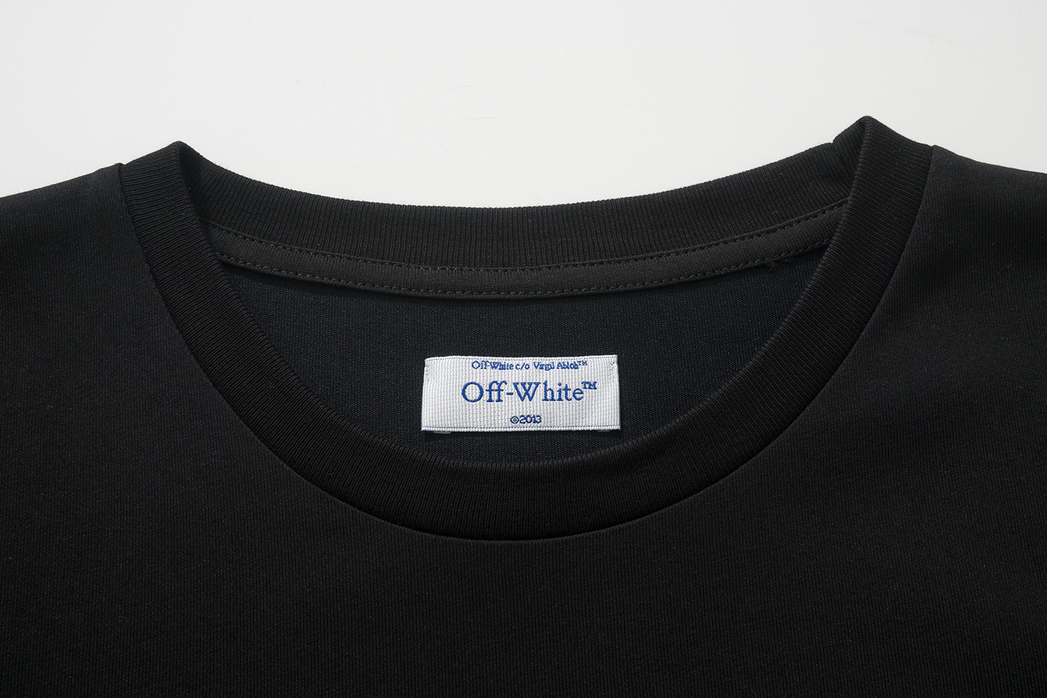 Off-White European Fit Black White Graphic T-Shirt 6138