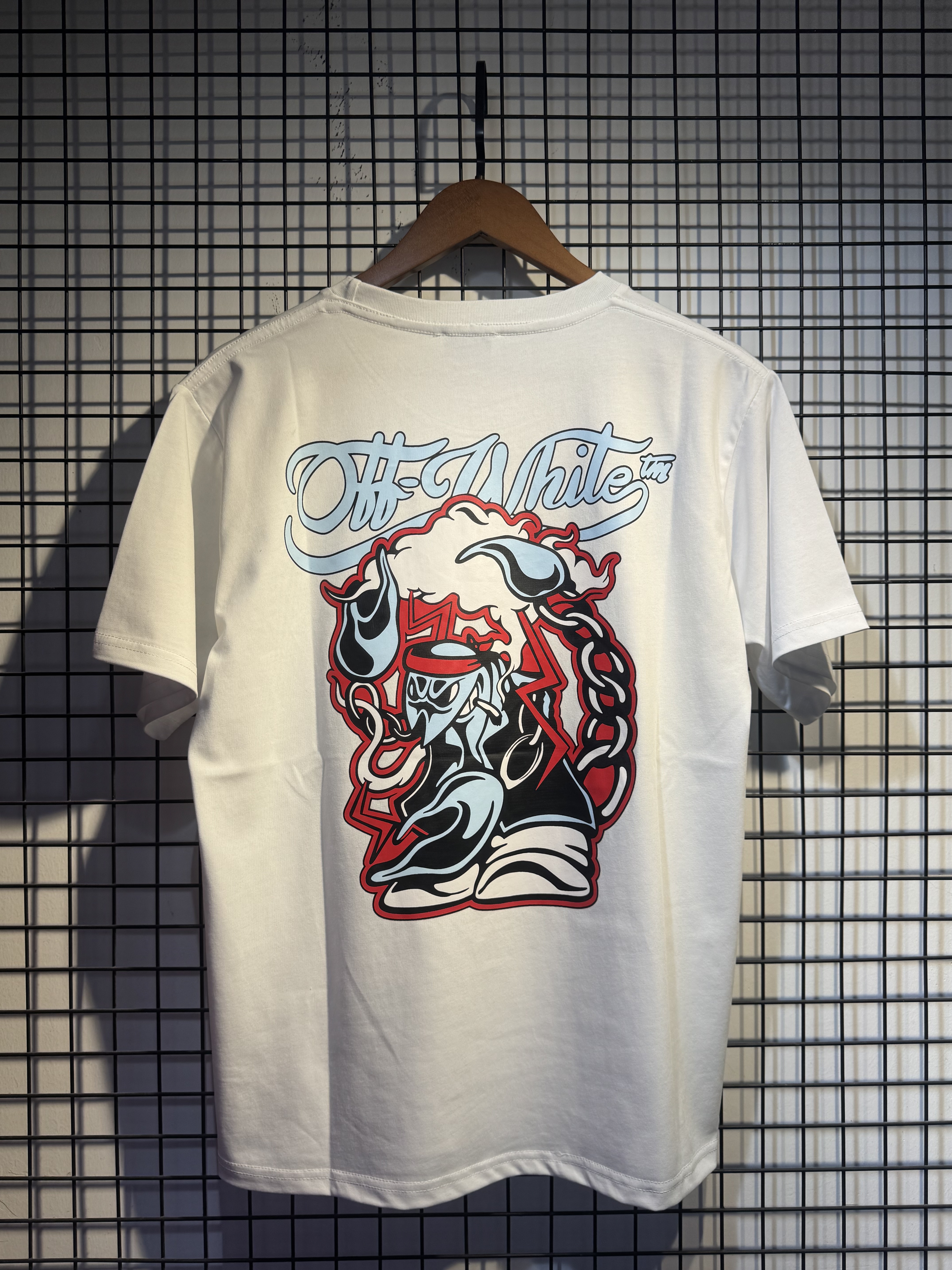 Off-White European Fit Multi Color Graphic T-Shirt 6139