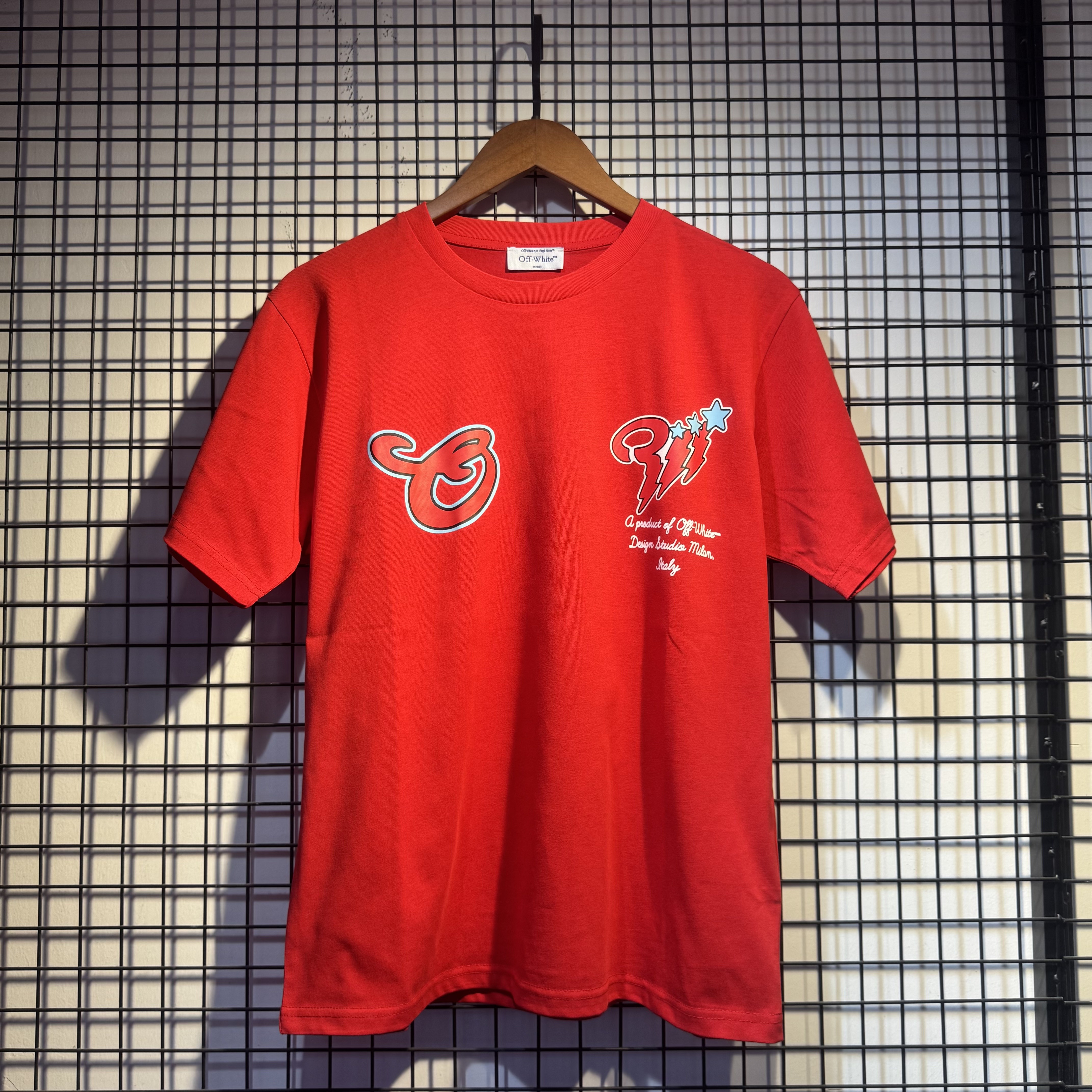Off-White European Fit Multi Color Graphic T-Shirt 6139