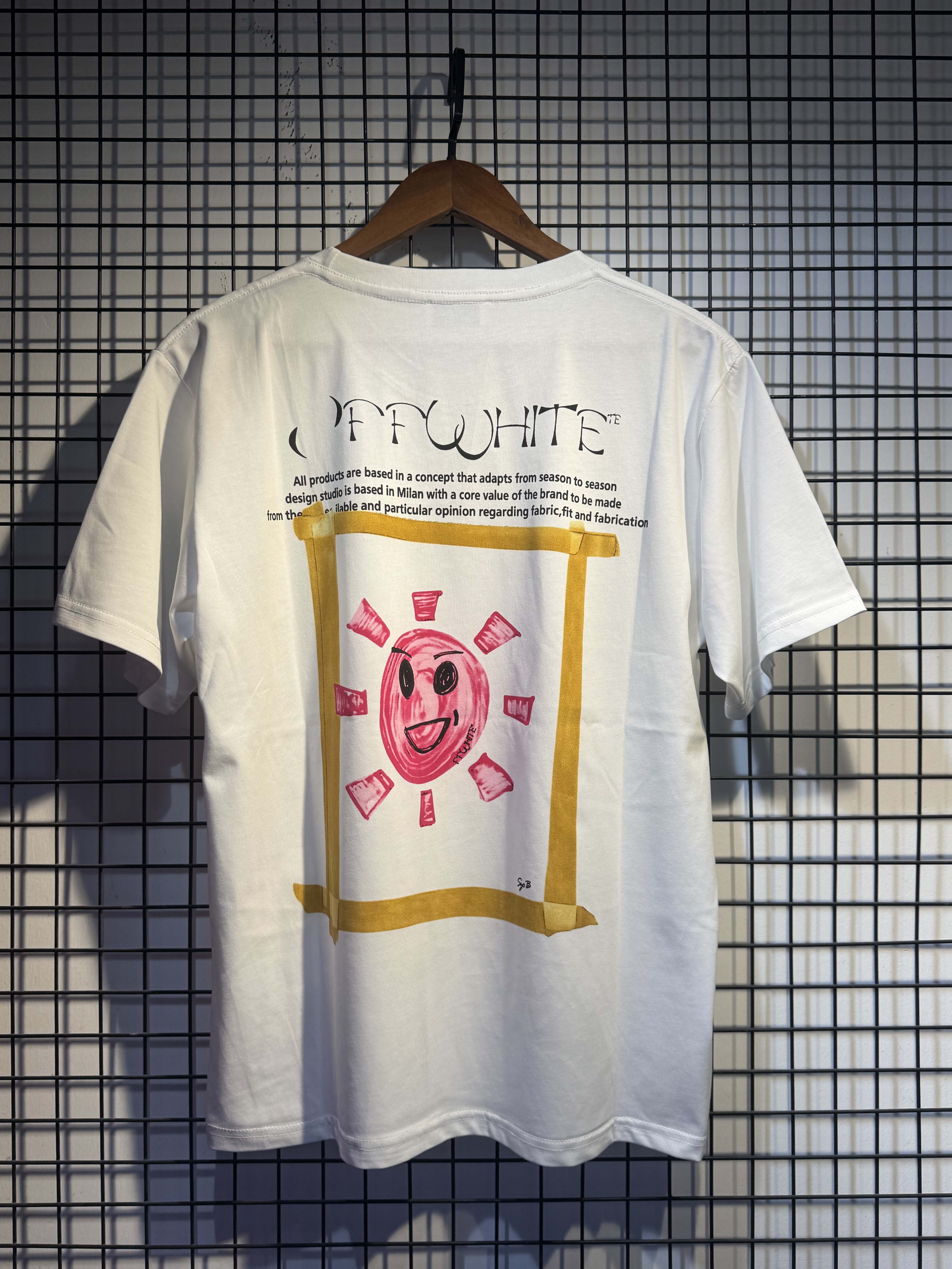Off-White European Fit White Graphic T-Shirt 6150