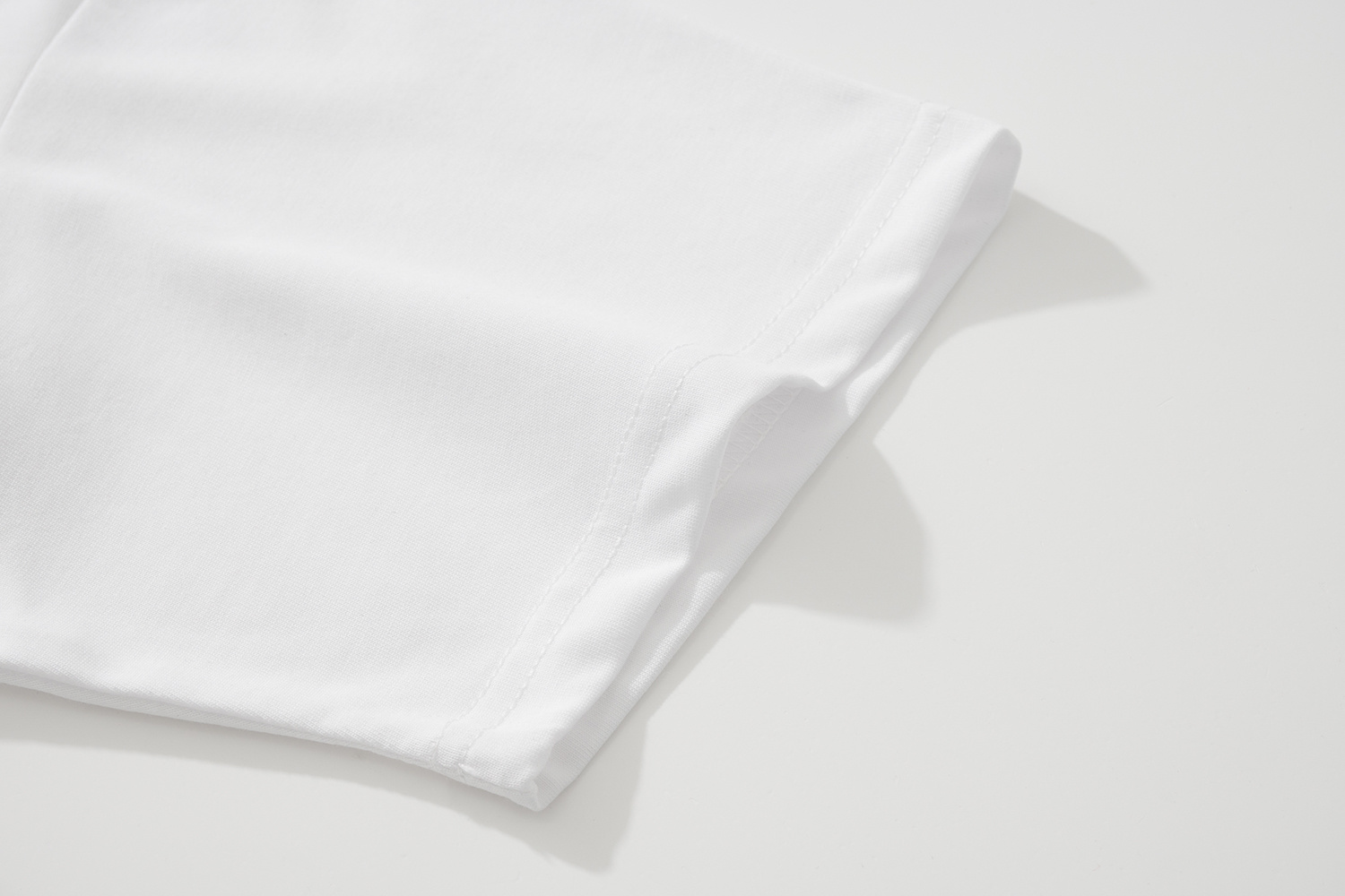 Off-White European Fit White Graphic T-Shirt 6150