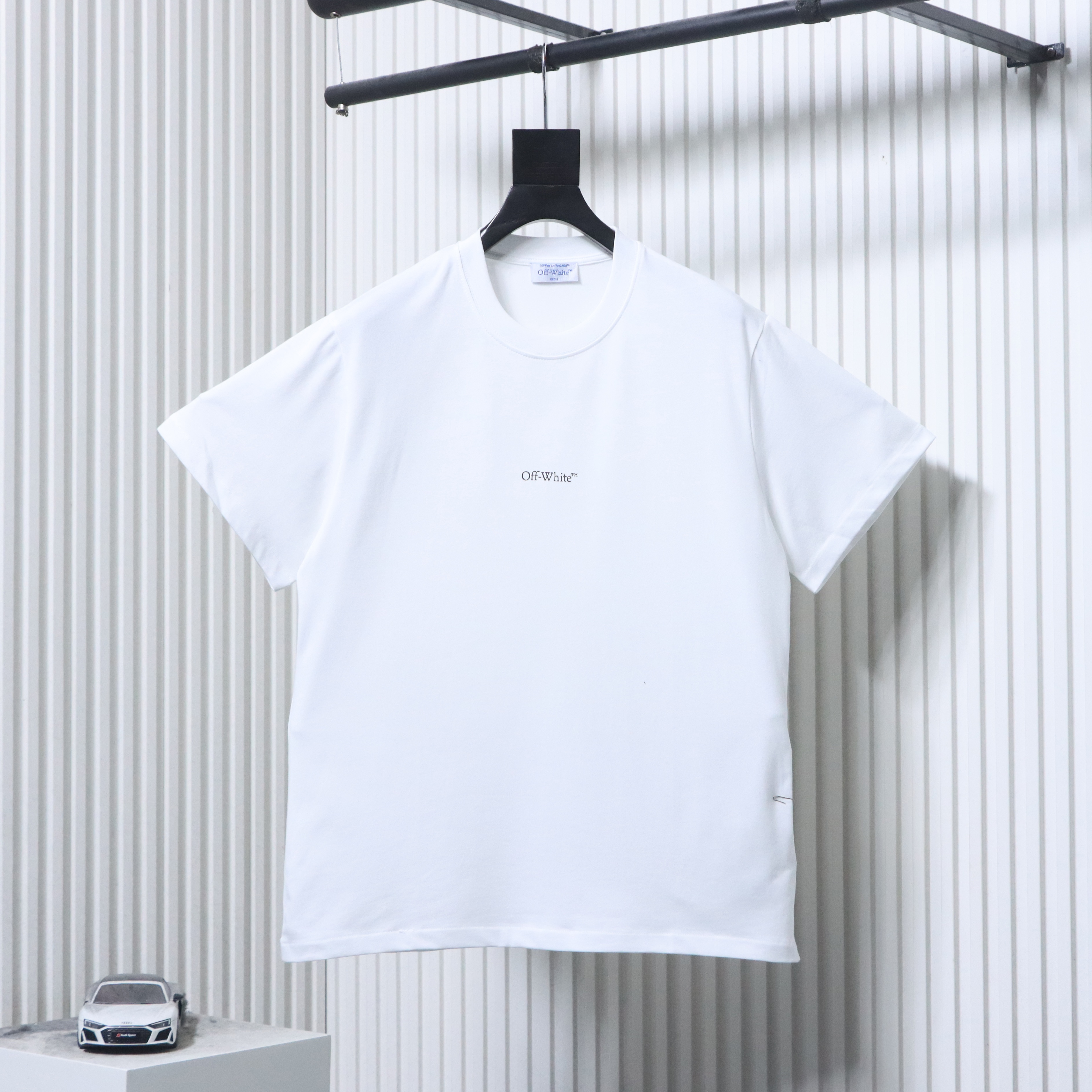 Off-White Horse Portrait Graphic T-Shirt Black H150