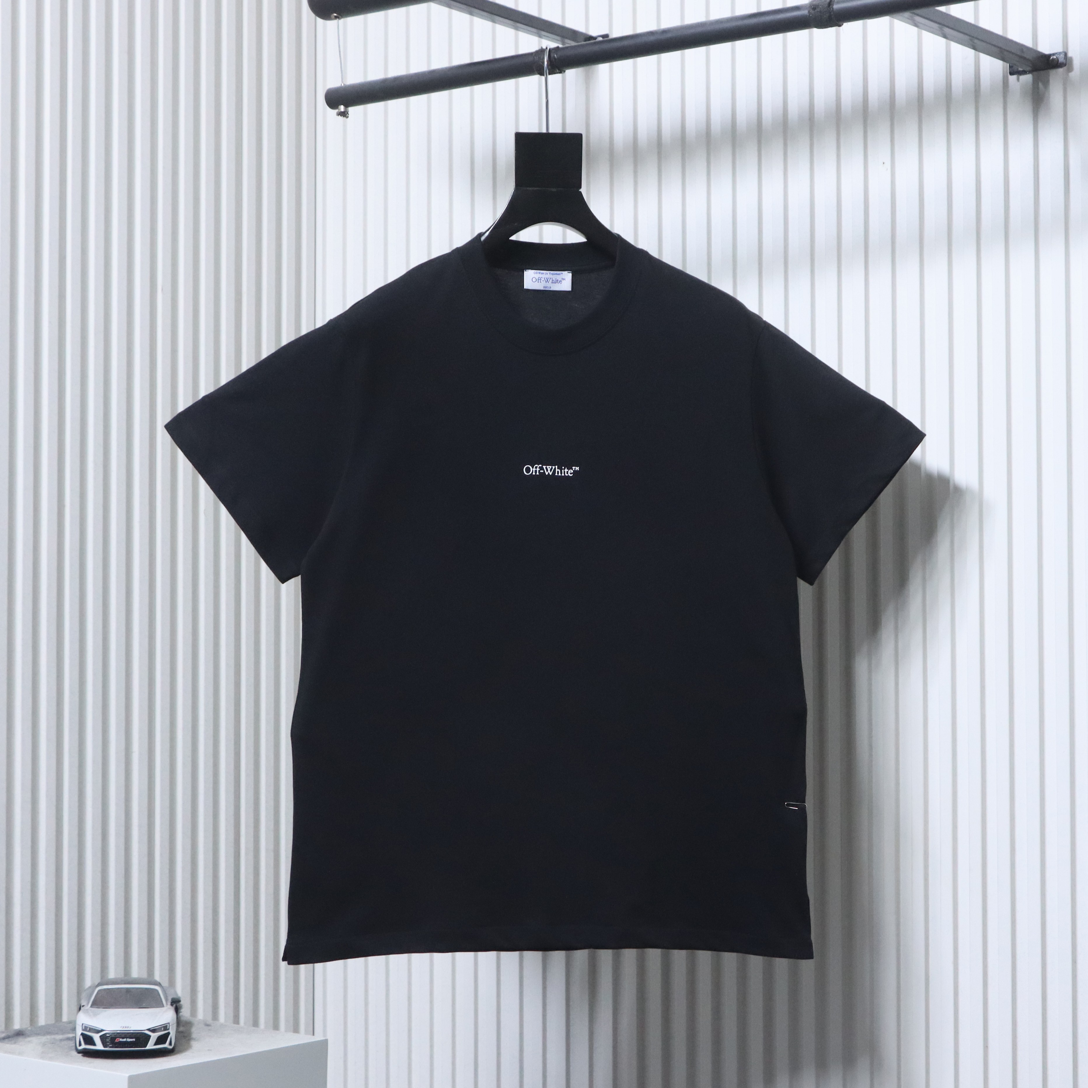 Off-White Horse Portrait Graphic T-Shirt White H150