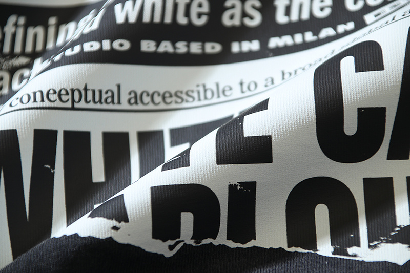 Off-White Newspaper Arrow Washed Heavyweight T-Shirt 1370
