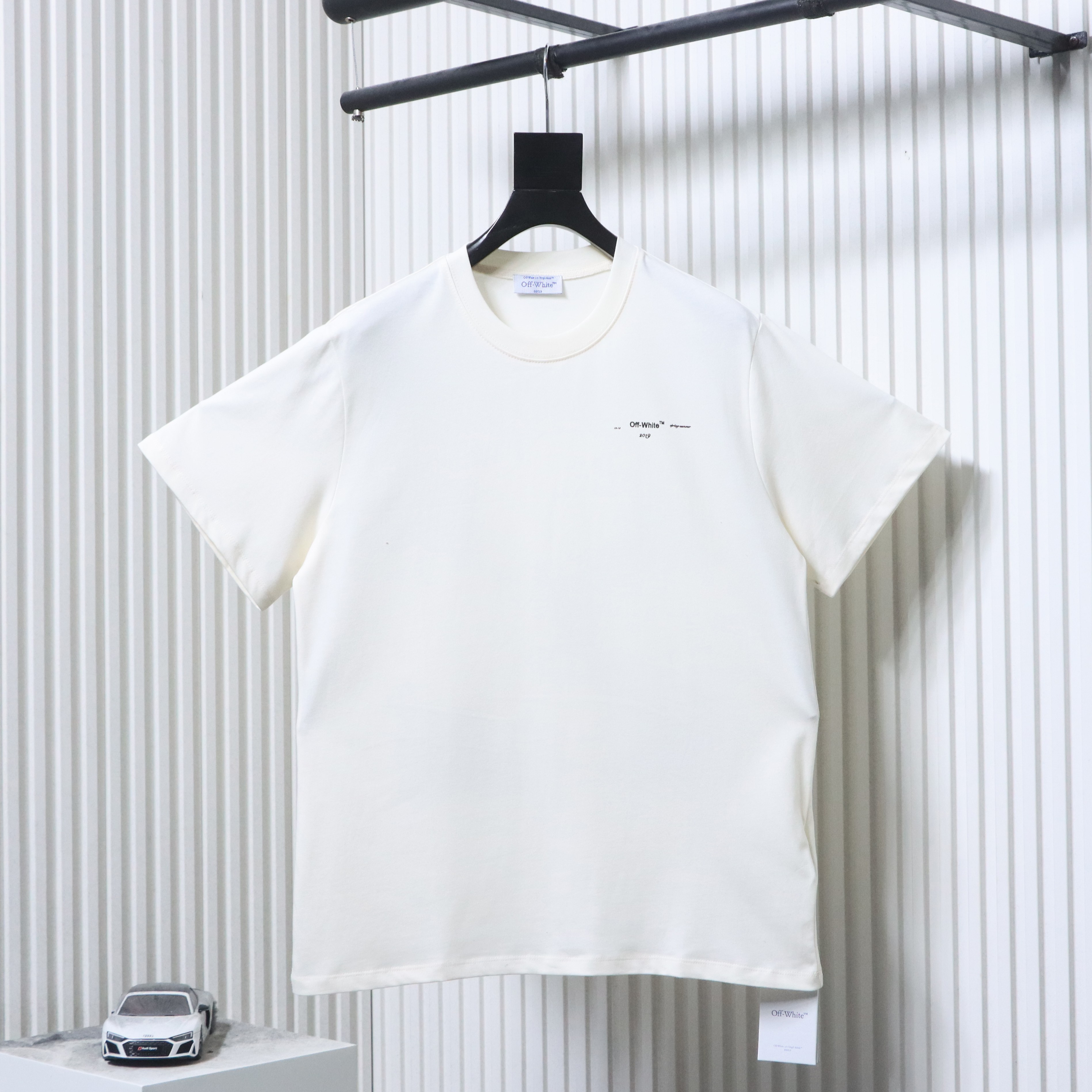 Off-White Oil Painting Graphic T-Shirt White H150