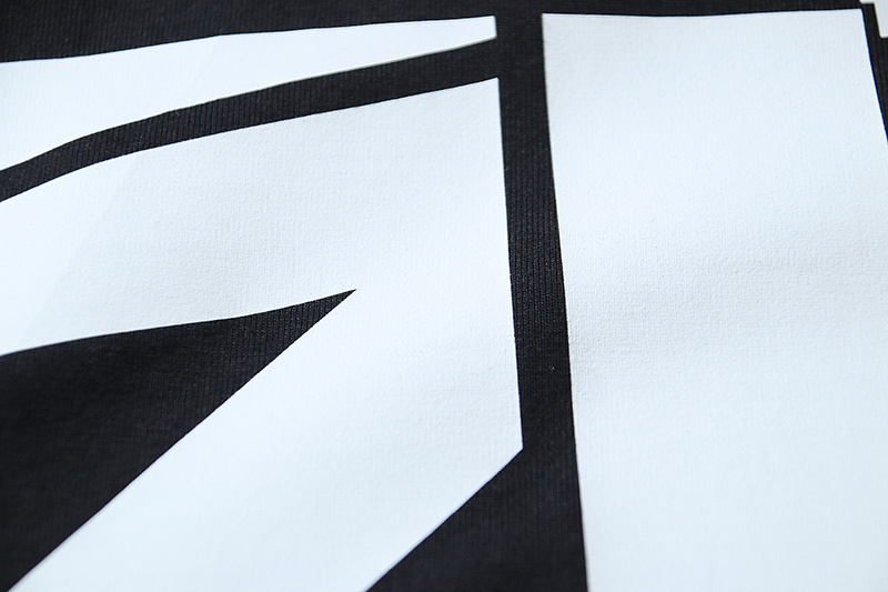 Off-White Run Arrow Geometric Arrow Heavyweight T-Shirt H110 1330
