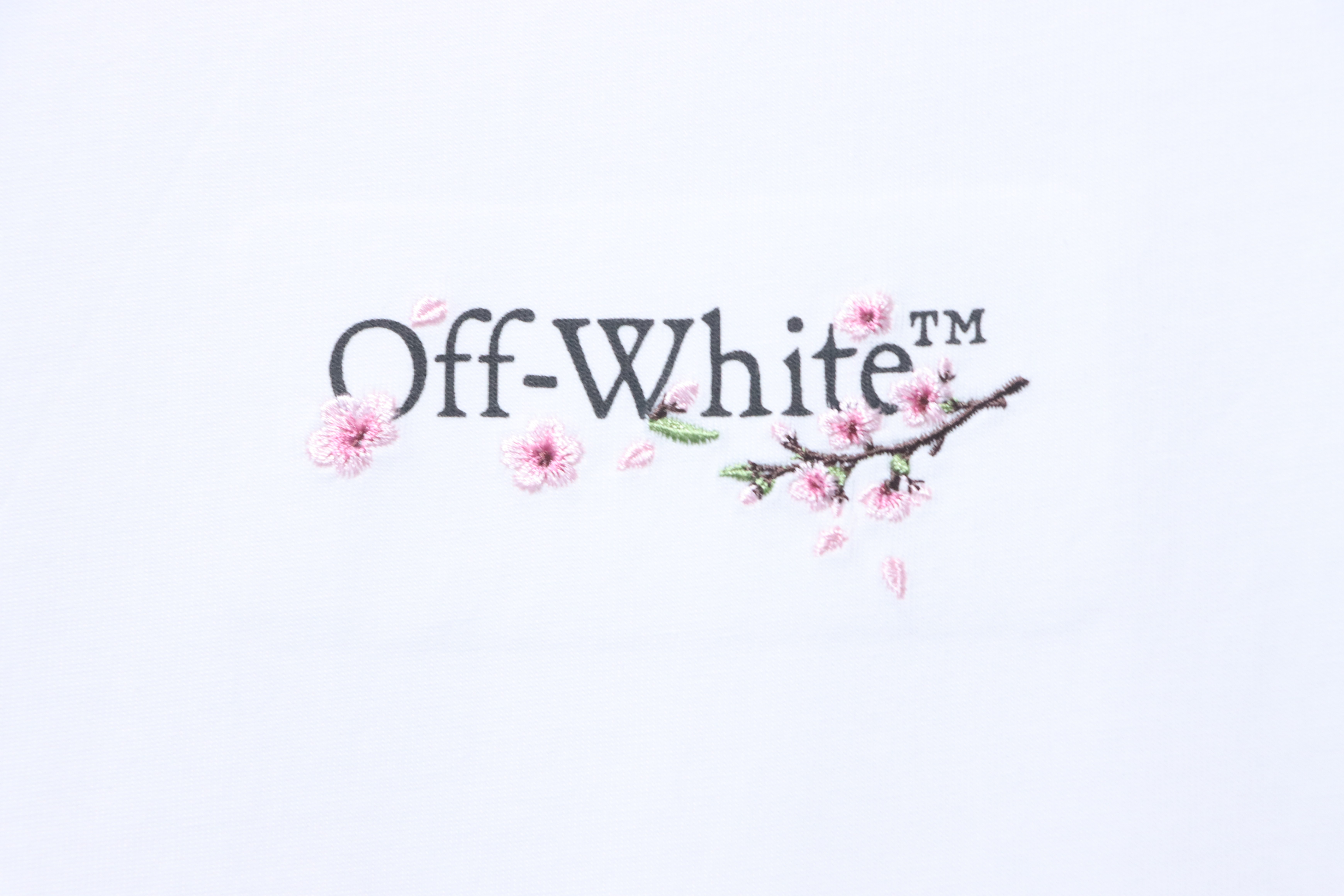 Off-White Sakura Embroidery T-Shirt H170