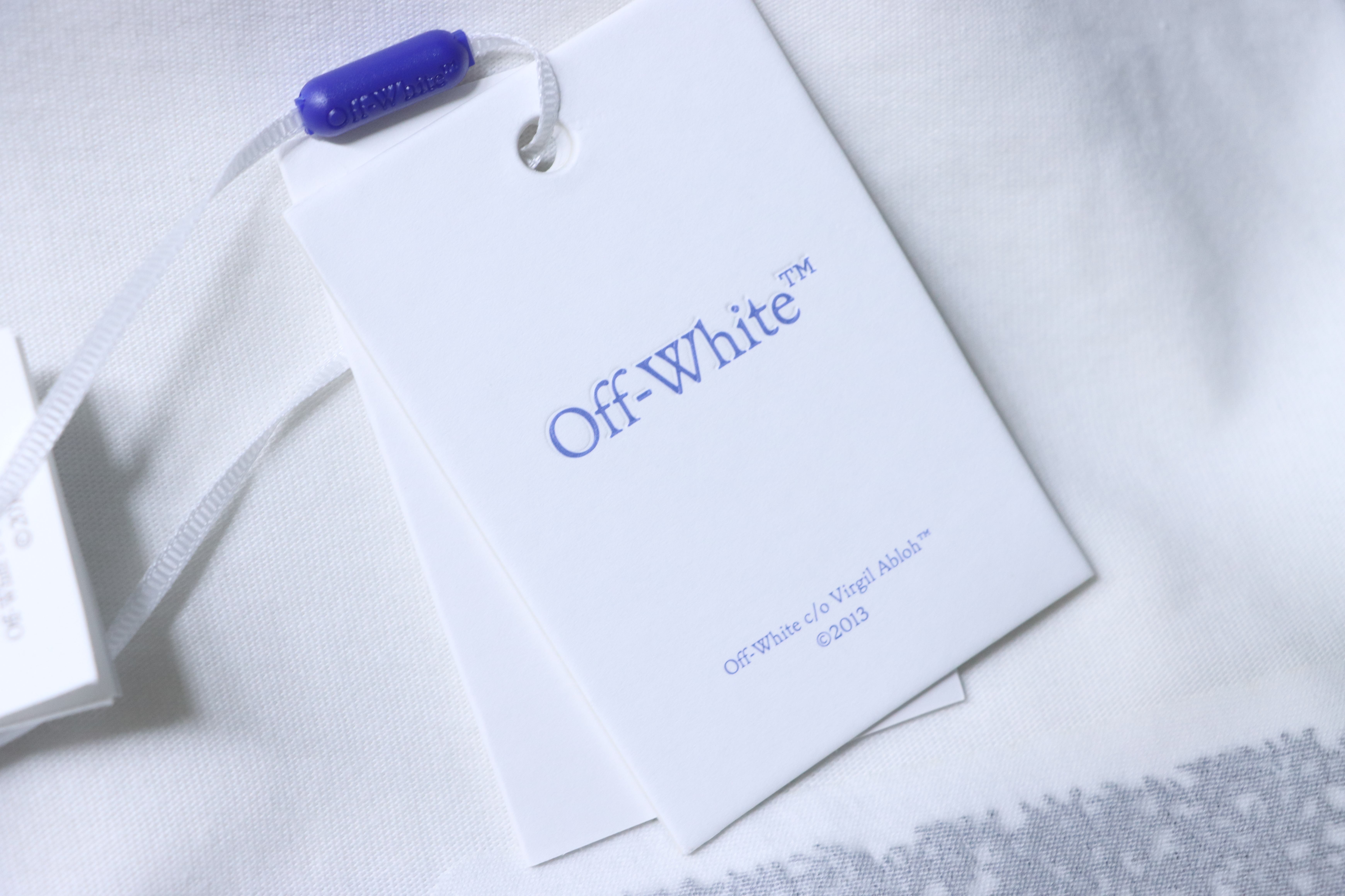 Off-White Sandblasted Arrow Silver Fragment T-Shirt H160