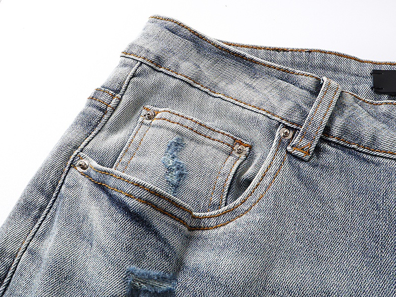 Amiri Distressed Light Blue Jeans H200 AM336
