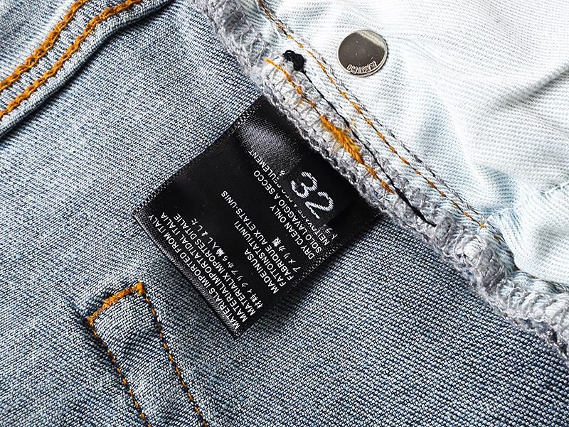 Amiri Distressed Light Blue Jeans H200 AM336