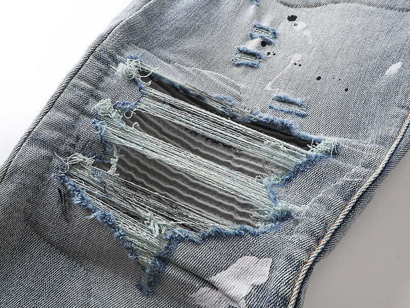 Amiri Distressed Light Blue Jeans H200 AM336