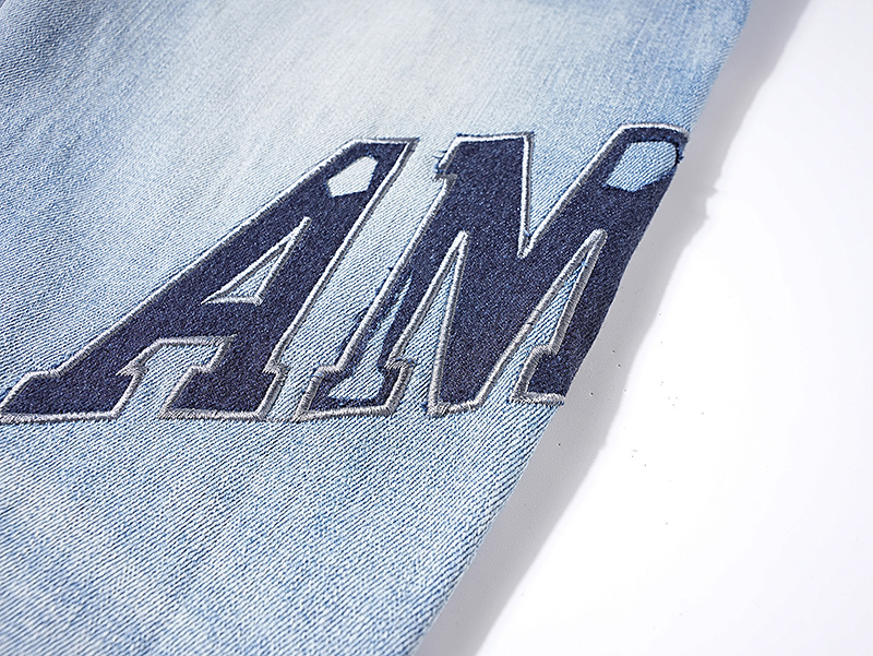 Amiri Knee Distressed Light Blue Jeans H200 AM318