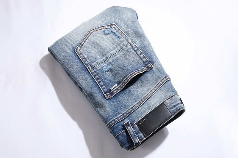 Amiri Knee Patch Light Blue Jeans H200 AM304