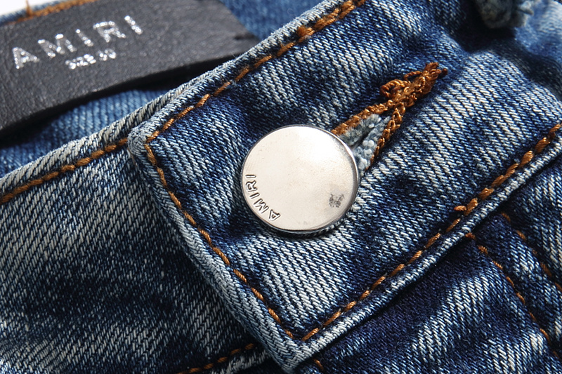 Amiri Knee Patch Light Blue Jeans H200 AM304