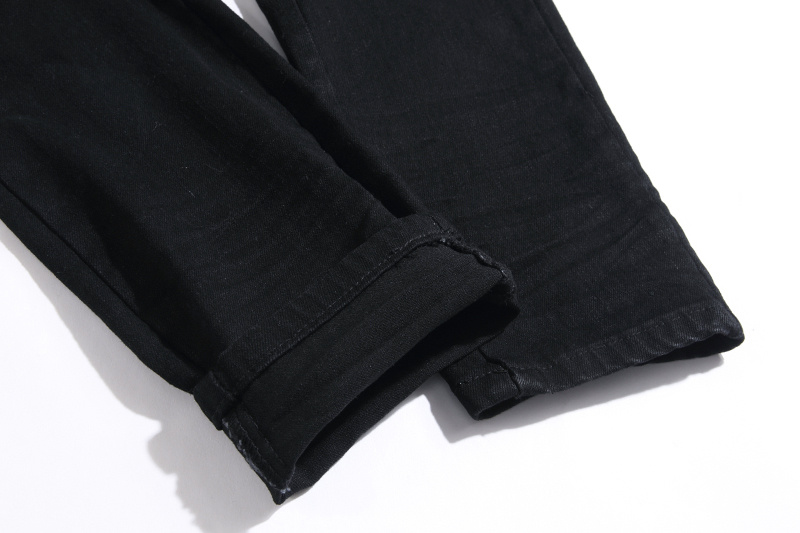 Amiri Logo Patch Black Jeans H200 AM301
