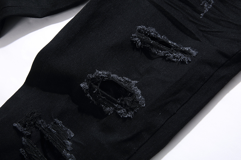 Amiri Logo Patch Black Jeans H200 AM301