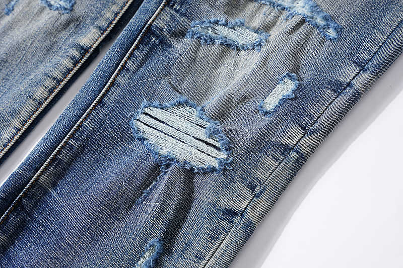 Amiri Logo Patch Blue Jeans H200 AM311