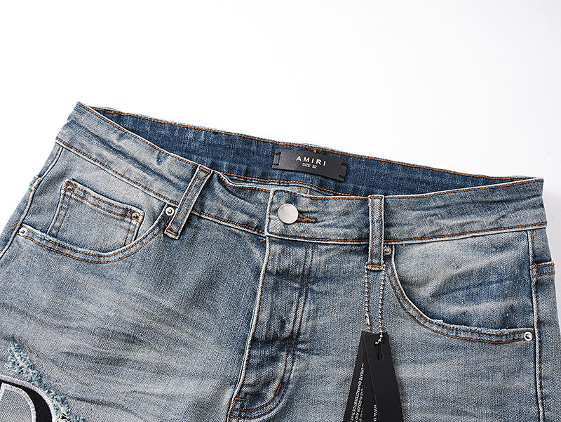 Amiri Logo Patch Light Blue Denim Shorts H200 AM607