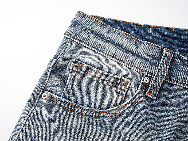 Amiri Logo Patch Light Blue Denim Shorts H200 AM607
