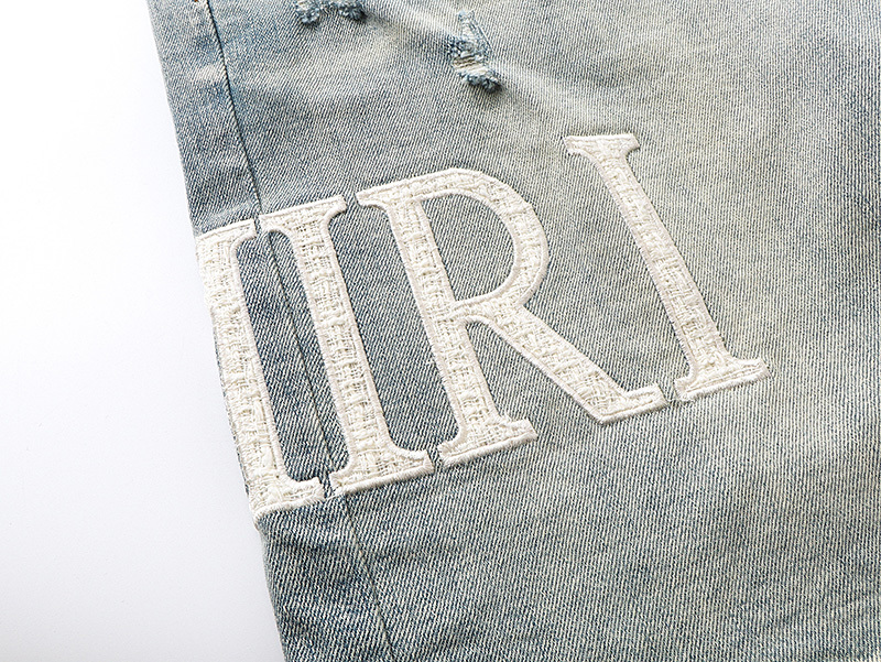 Amiri Logo Patch Light Blue Denim Shorts H200 AM608