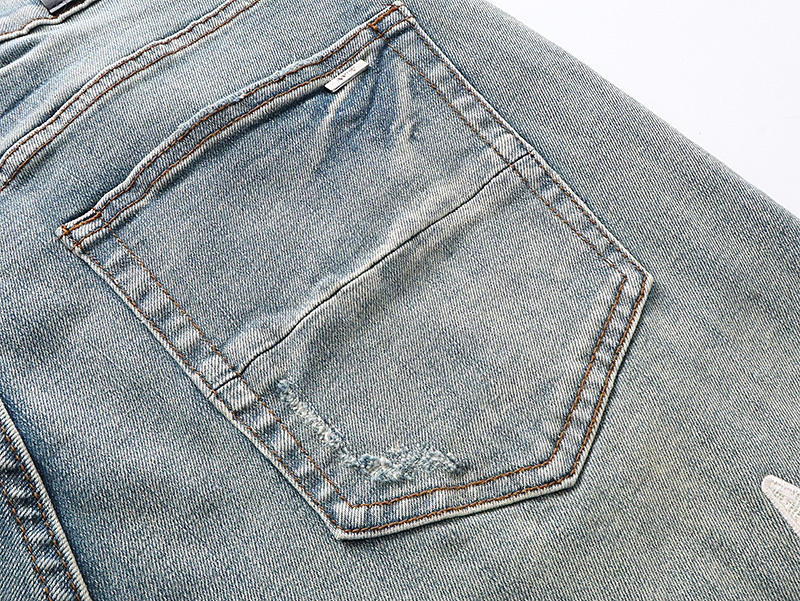Amiri Logo Patch Light Blue Denim Shorts H200 AM608