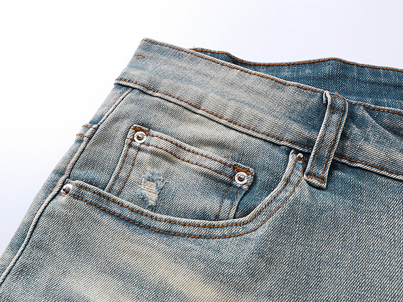 Amiri Logo Patch Light Blue Denim Shorts H200 AM609