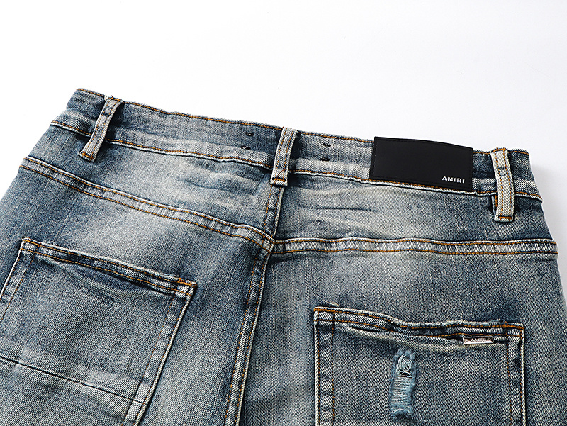 Amiri Logo Patch Light Blue Jeans H200 AM339