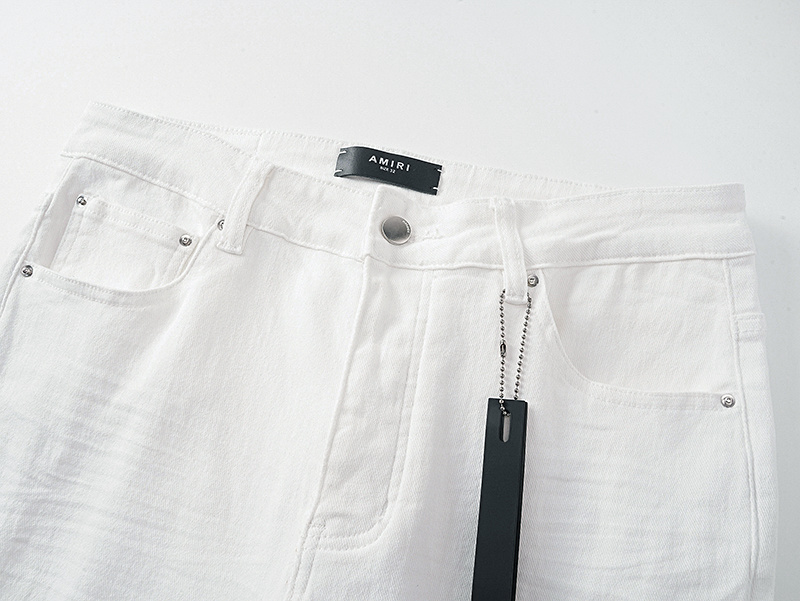 Amiri Logo Patch White Jeans H200 AM334