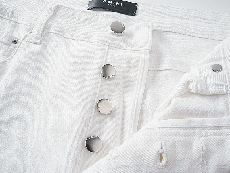 Amiri Logo Patch White Jeans H200 AM334