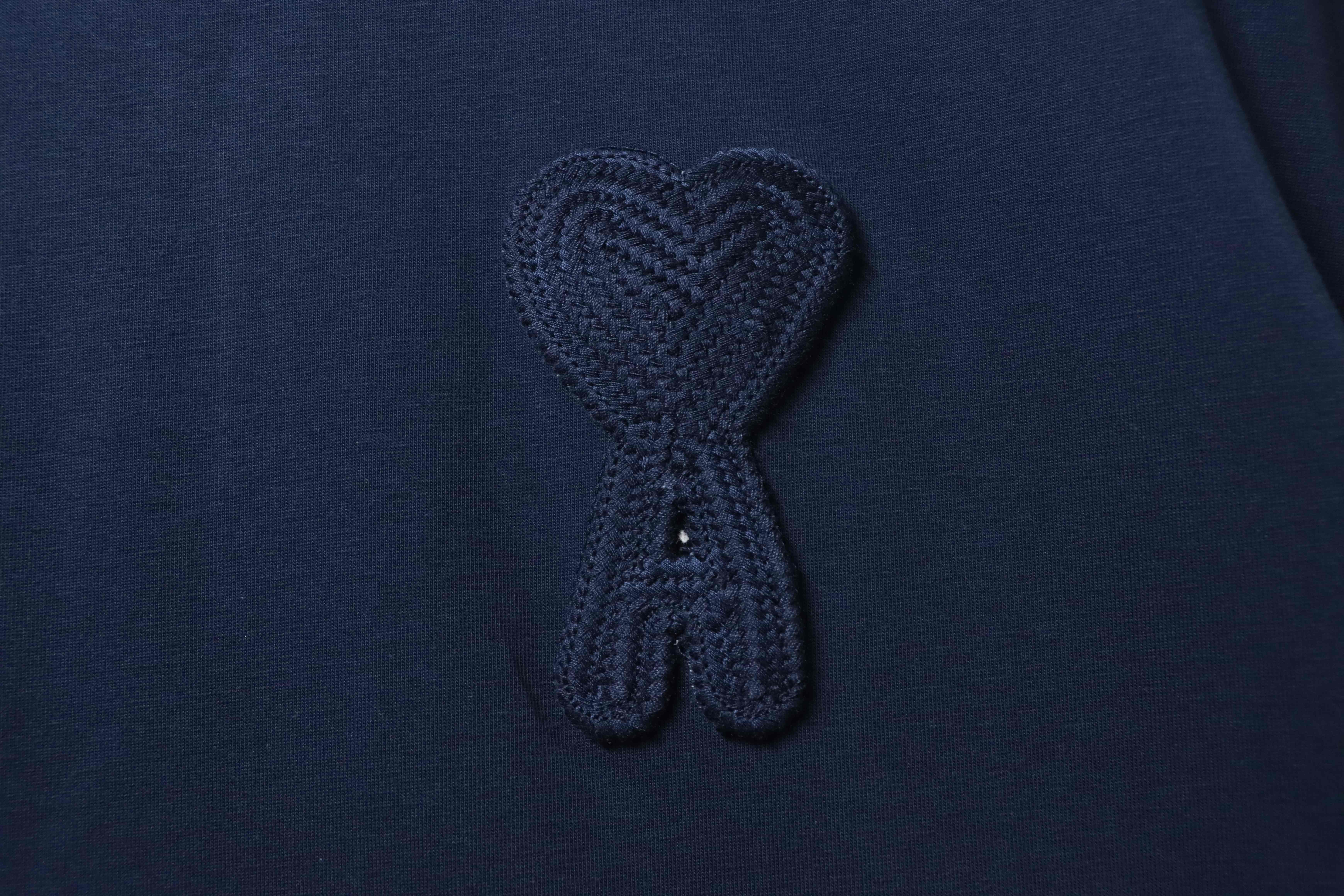 Amiri Minimal 3D Heart Logo Black T-Shirt h150