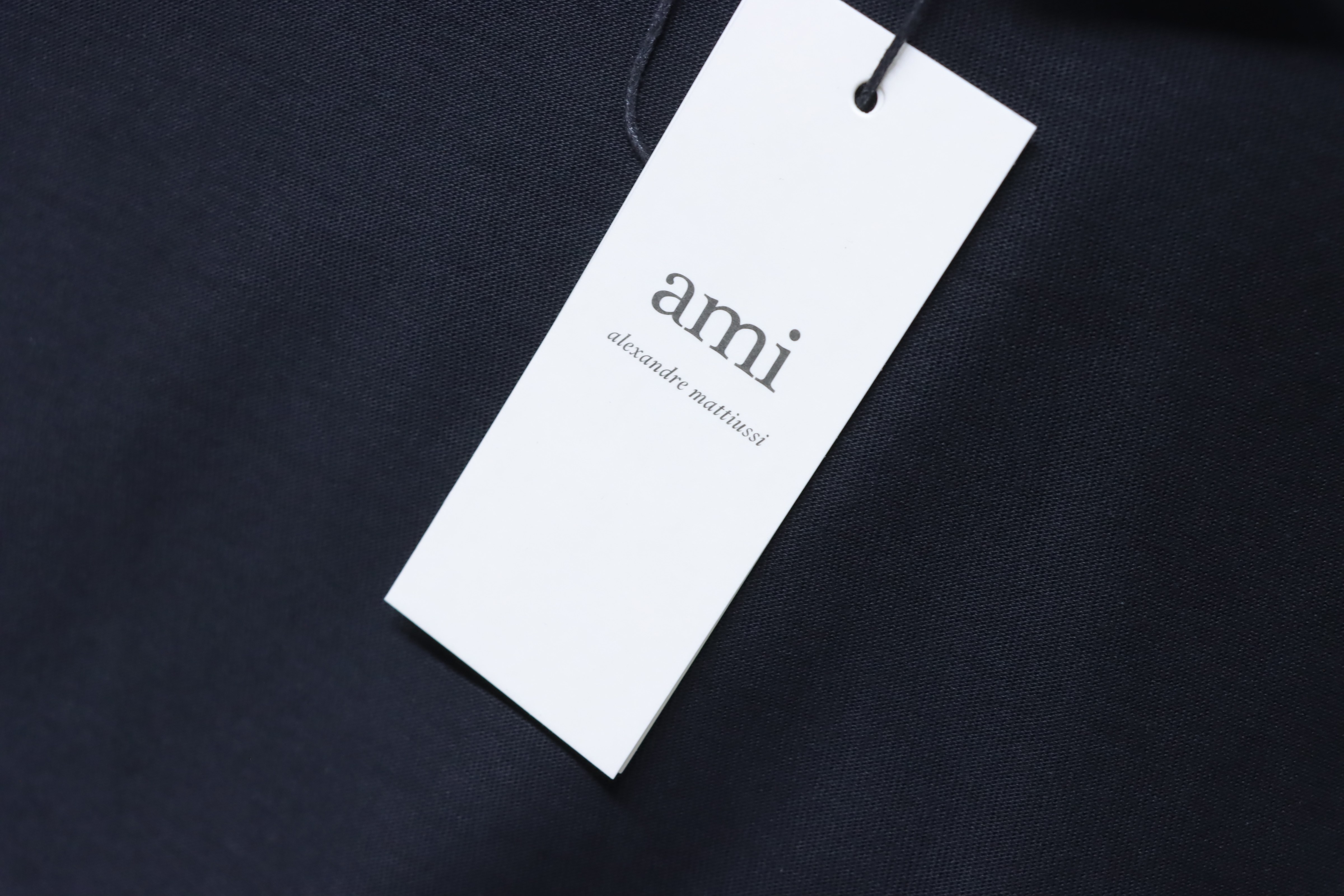 Amiri Small Heart Silicone Letter Black T-Shirt h140