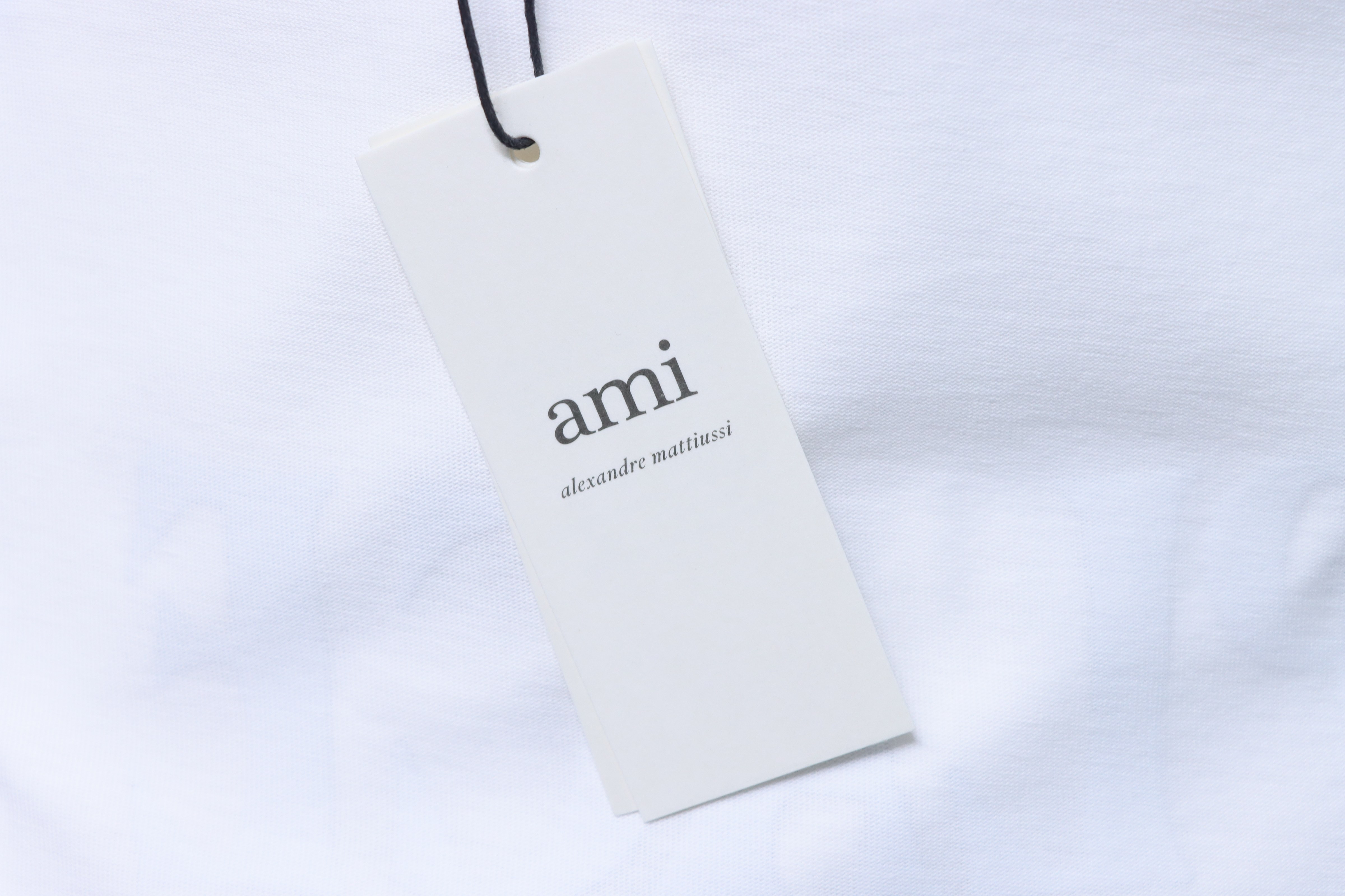 Amiri Small Heart Silicone Letter White T-Shirt h140